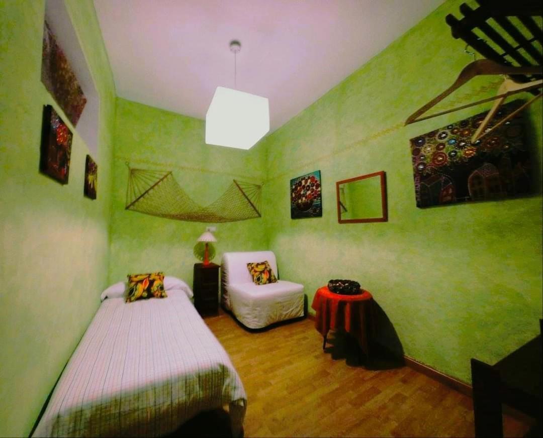 Las Cuatro Esquinas De กาเซเรส ภายนอก รูปภาพ